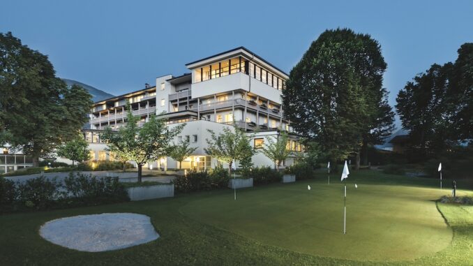 461-press-picture-park-igls-park-igls-blaue-stunde-im-sommer