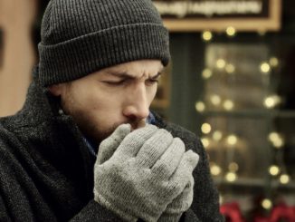 Erkältungen können zusätzlich Stress auslösen. Foto: My Agency/shutterstock.com/akz-o